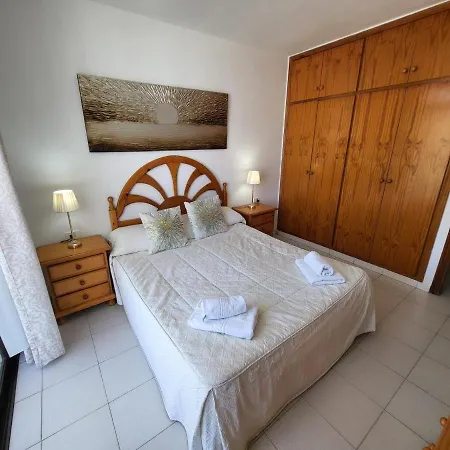 Garajonay Ii, Cristianos 아파트 로스크리스티아노스